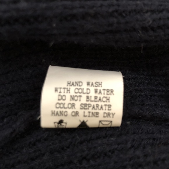 💼. Dreamers cape‼️ M/L - Picture 5 of 6